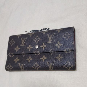 루이비통 사라 장지갑
