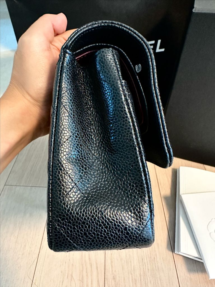 샤넬 클래식백 미듐 금장 풀박스--3