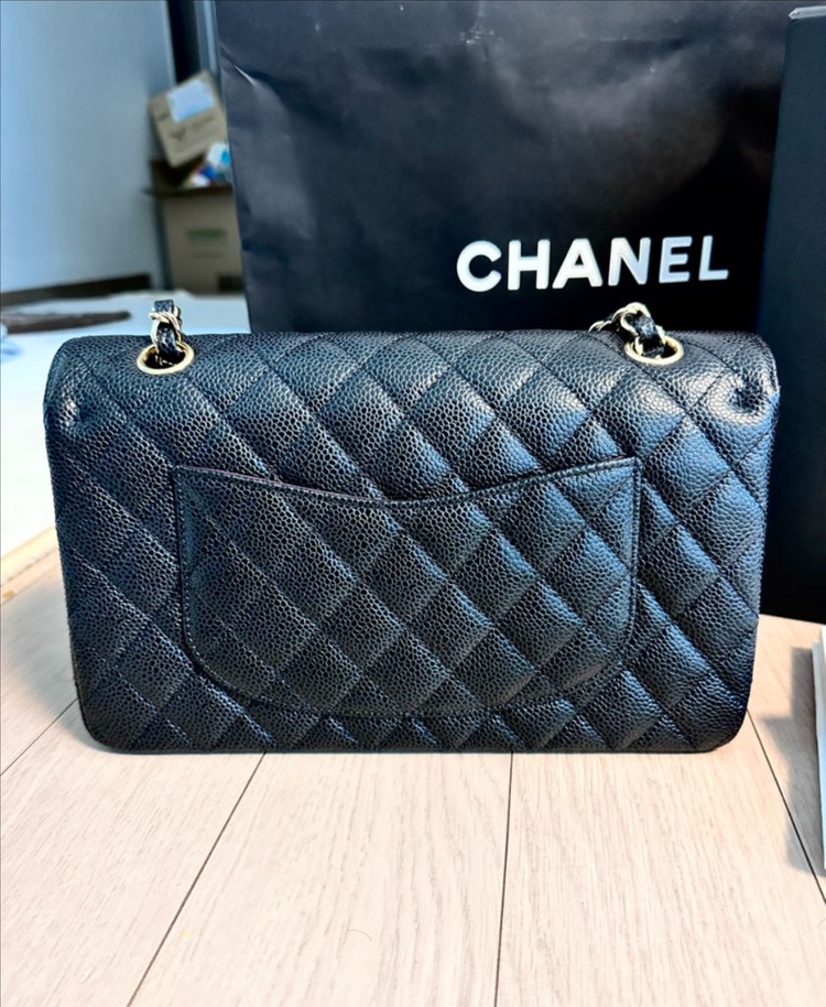 샤넬 클래식백 미듐 금장 풀박스--5