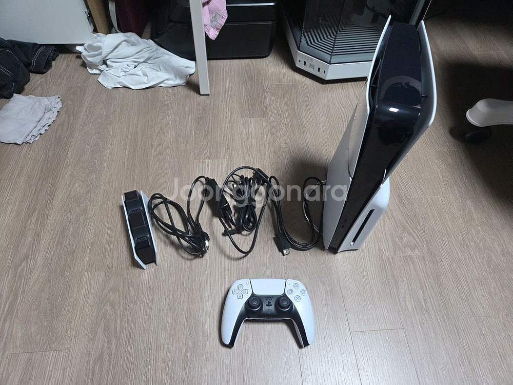 플스5 슬림디스크 에디션과 악세사리 일괄 판매합니다--0