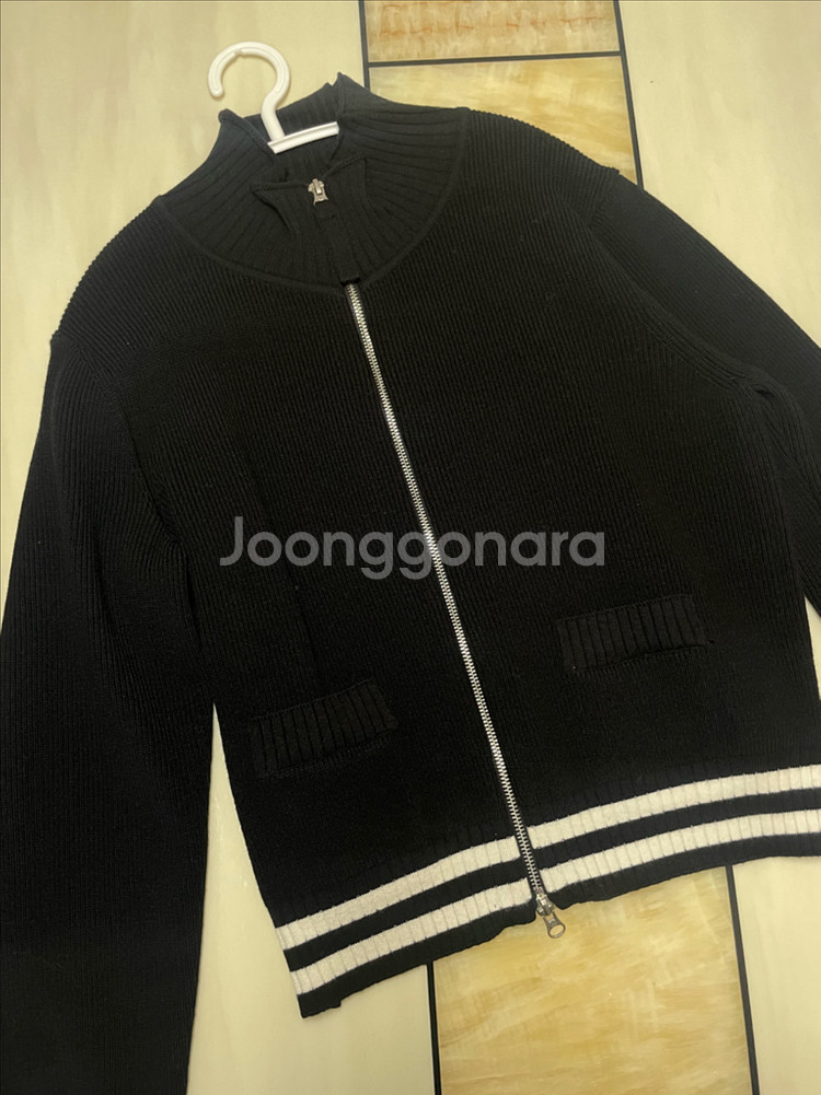 마뗑킴 스펠 포인트 스트라이프 가디건 m--1