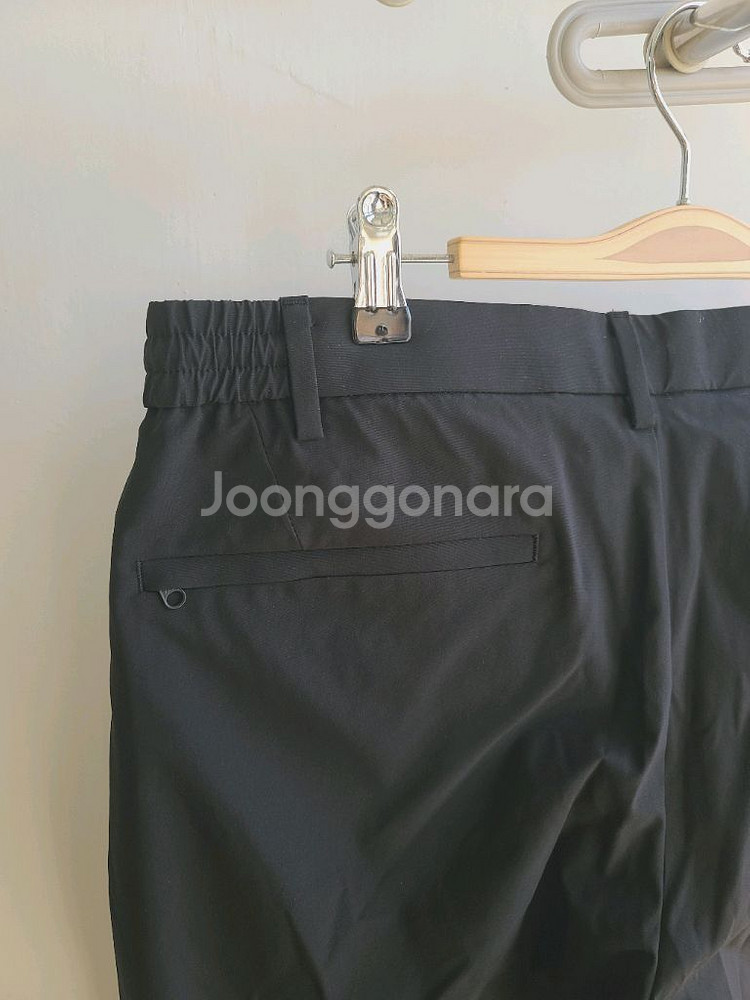 유니클로 x 띠어리 theory 남성 블랙 이지팬츠 봄여름 드라이 기능 바지 L / 무신사 시리즈 에피그램--3