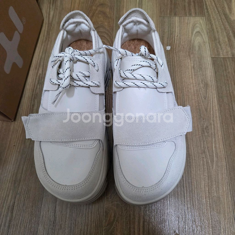 오찌 하이스웨이드 270 사이즈 무료배송--0