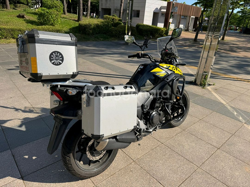 스즈키 브이스트롬250 18년식 짧은키로수 팝니다--6