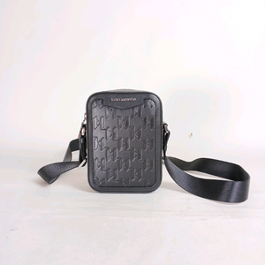 칼라거펠트 loom lea 검정 가죽 남성 메신저백 이미지