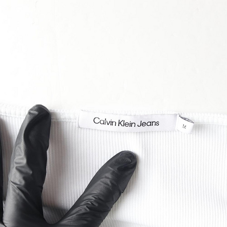 [M]캘빈클라인 진 화이트 로고 U넥 긴팔 크롭 티셔츠--5