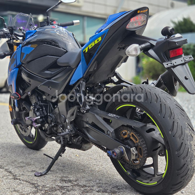 21년식GSX-S750 요시무라r11구변완 판매합니다--2