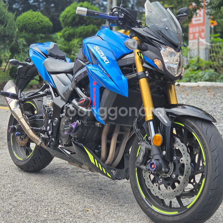 21년식GSX-S750 요시무라r11구변완 판매합니다--6