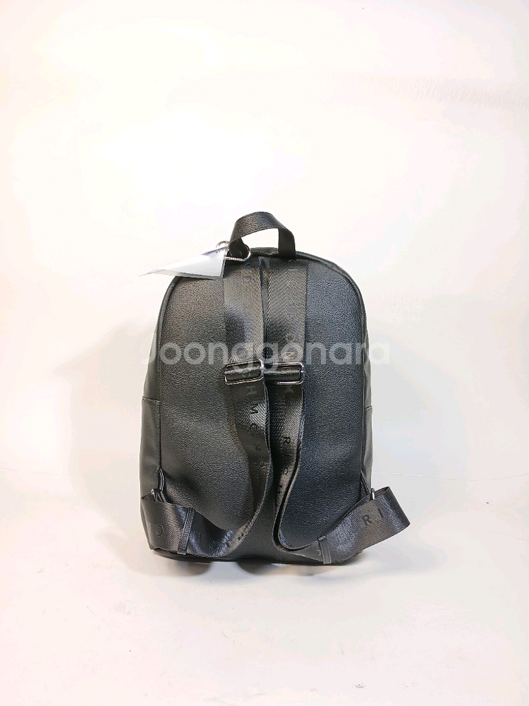 존리치몬드 X 검정색 가죽 남성 백팩--4