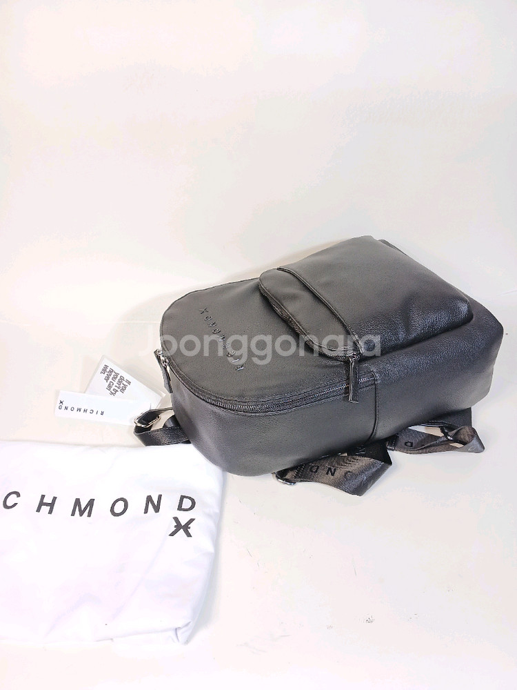 존리치몬드 X 검정색 가죽 남성 백팩--7