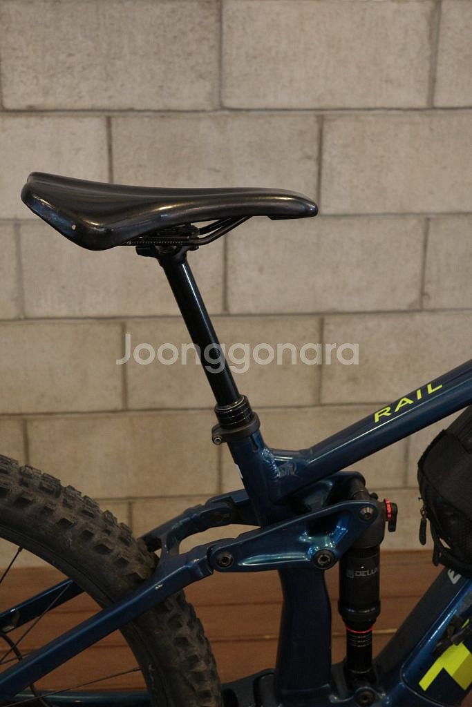 트렉 레일 + XT 22년식--3