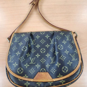 루이비통크로스백