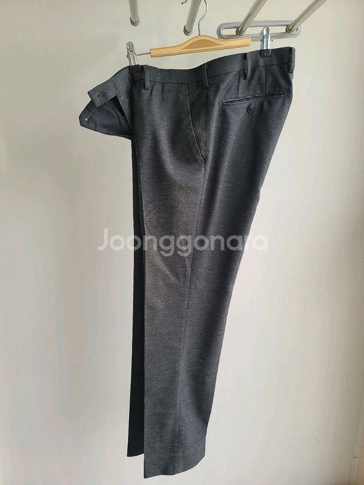남성 유니클로 봄여름 정장바지 폴리에스터 팬츠 차콜 / 무신사 에피그램 마인드브릿지--1