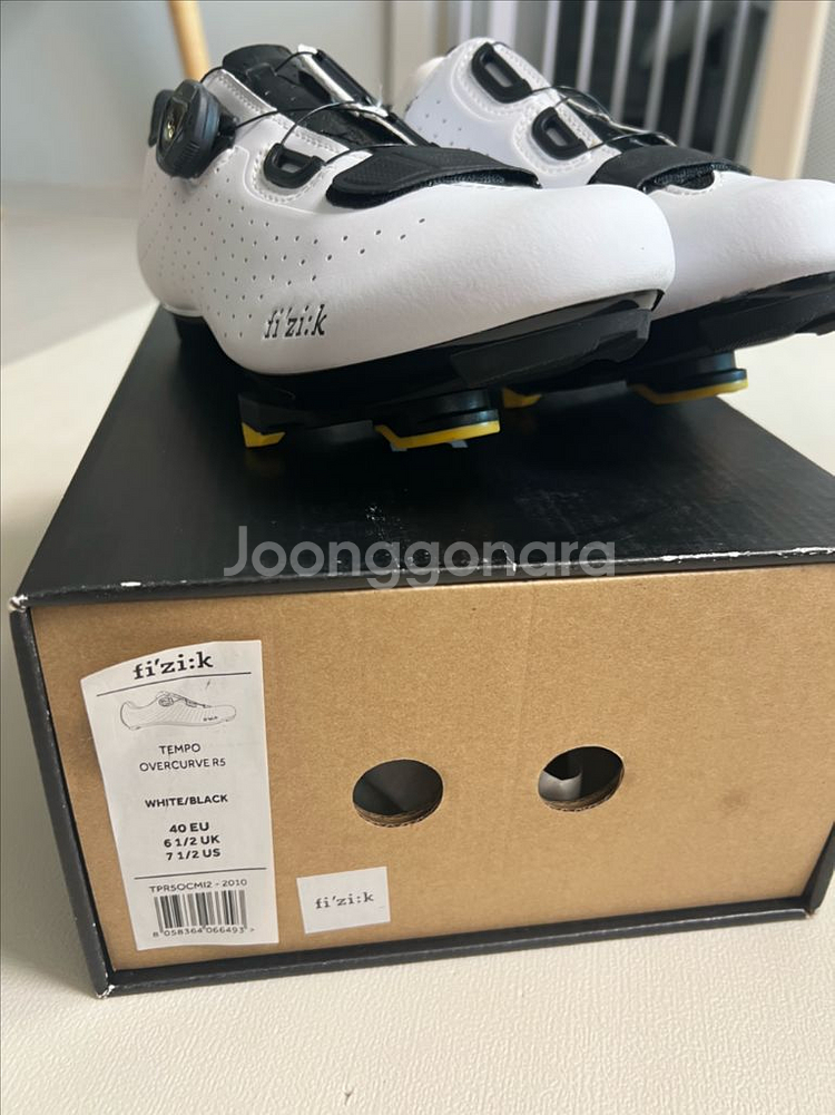 (새제품) 피직 템포 오버커브r5 클릿슈즈--1