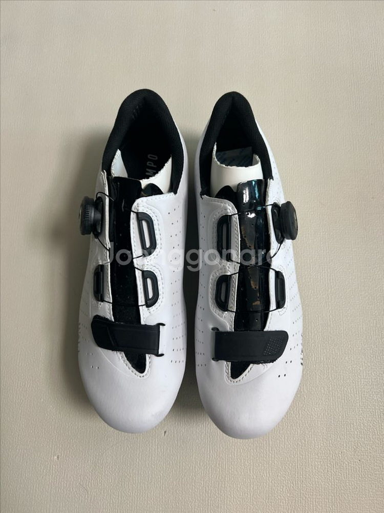 (새제품) 피직 템포 오버커브r5 클릿슈즈--2