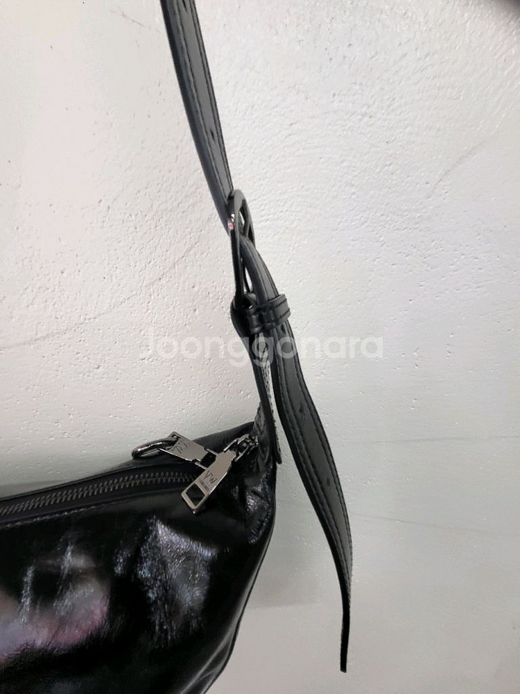 베라왕 크루아상 백--6