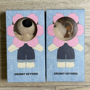 미개봉 투썸 월레스와 그로밋 키링 인형 플라워 LEE 콜라보 개별