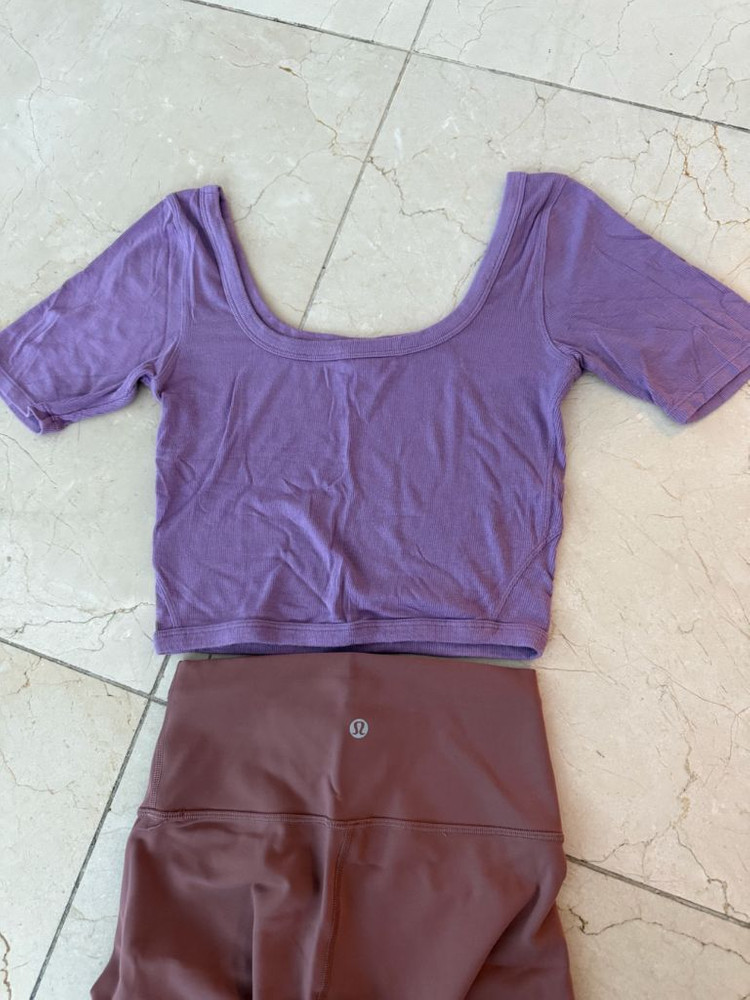 룰루레몬 레깅스 반팔탑 여러가지--3