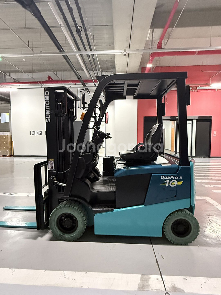 2018년식 최신 스미토모 좌식 1.5톤 전동지게차 3M 600만--3