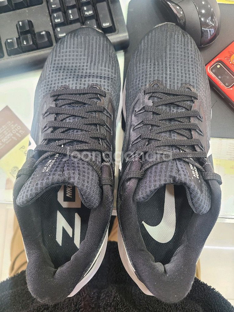 나이키 런닝화 에어 줌 페가수스39 270 팝니다--5