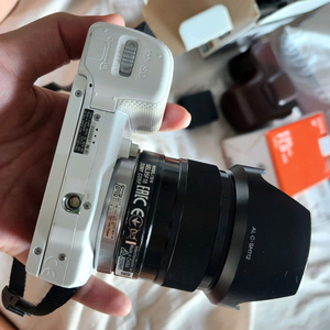 NEX-5R 미러리스 카메라(번들렌즈SELP1650)+ 35mm 카페렌즈 세트