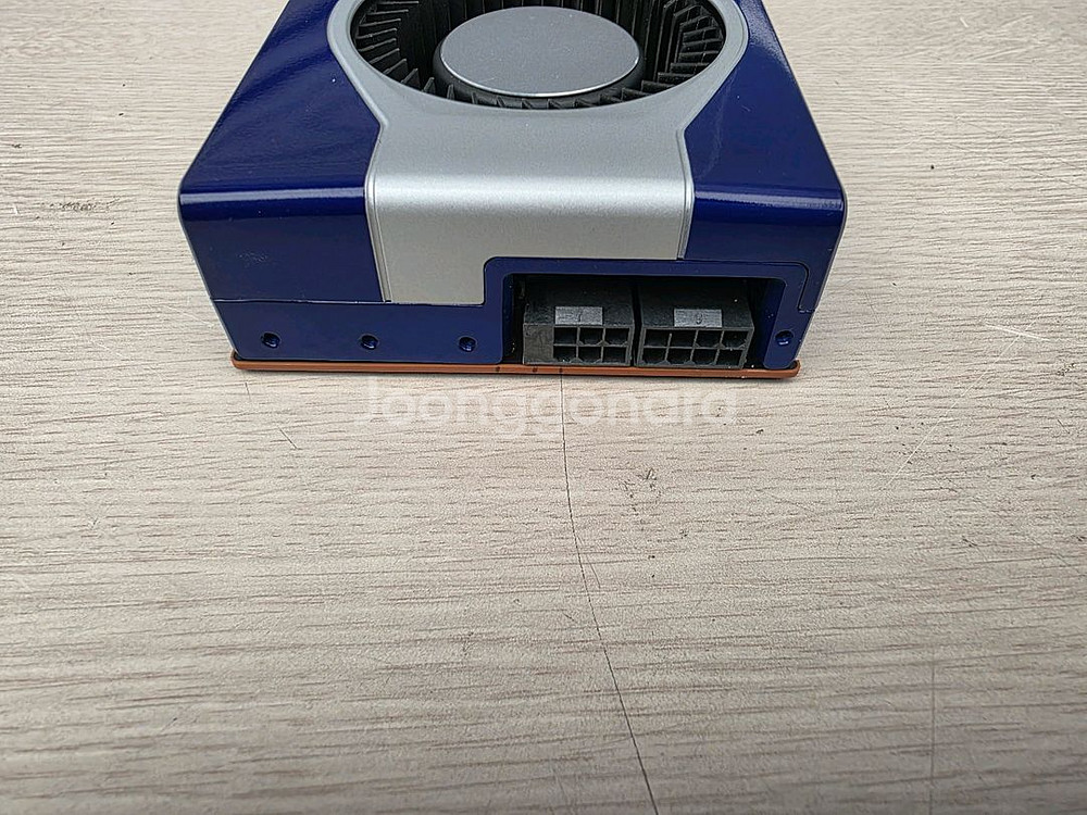 AMD RADEON PRO W6800--3