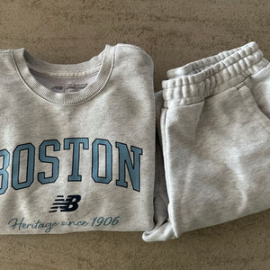 뉴발란스 상하복 130