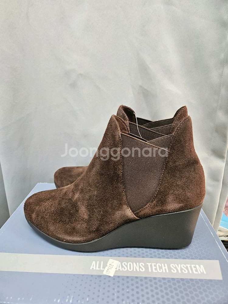 여성 웨지힐 앵클부츠 240--1