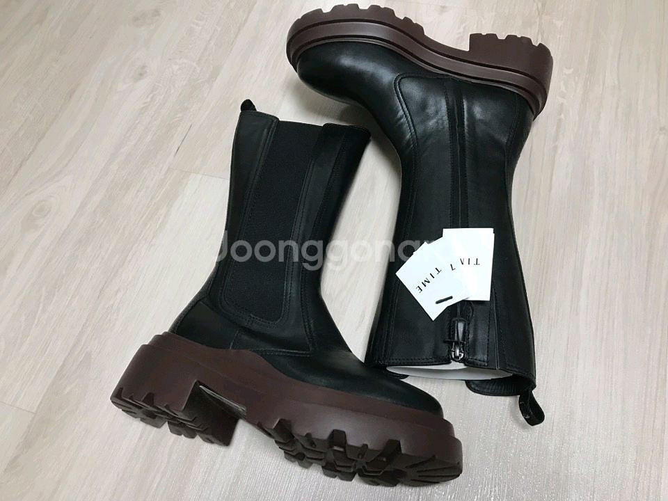 (새상품) TIME 타임 가죽 부츠 구두 240 사이즈 (매장가 60만원)--1