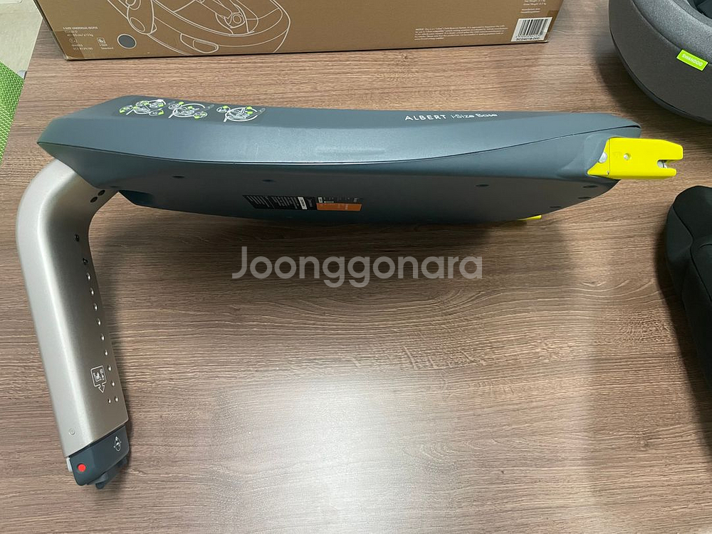 스완두 알버트 i-size 카시트 판매(베이스 포함)--7