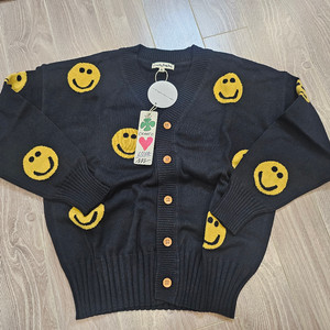 리미떼두두 스마일가디건 xl사이즈