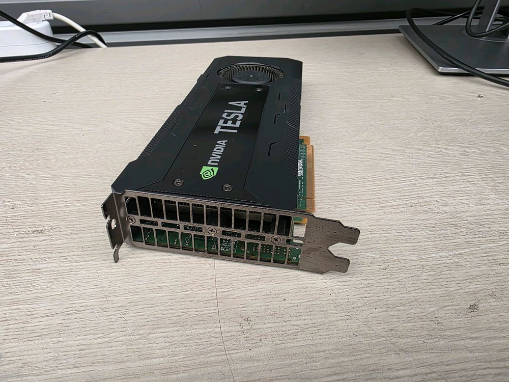 NVIDIA Tesla K20--1