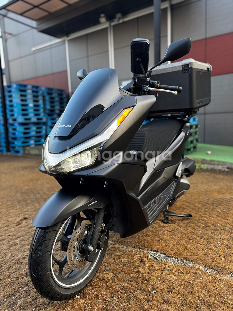 혼다 Pcx125 ABS 25년식 신차급 1천Km 판매--1