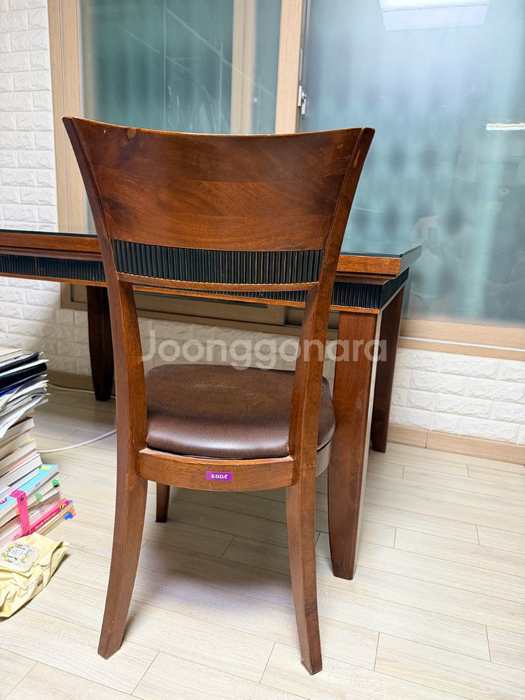 원목 식탁 유리상판 + 의자 5만원!--2