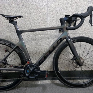 오늘 마지막 180만?) 가격인하_ 첼로 엘리엇D8 에어로 올라운드 카본 자전거