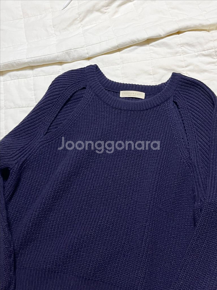 그랑블룸 하찌 트임 니트--1