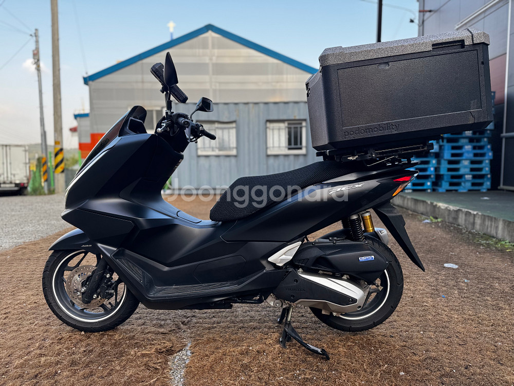 혼다 Pcx125 ABS 25년식 신차급 1천Km 판매--4