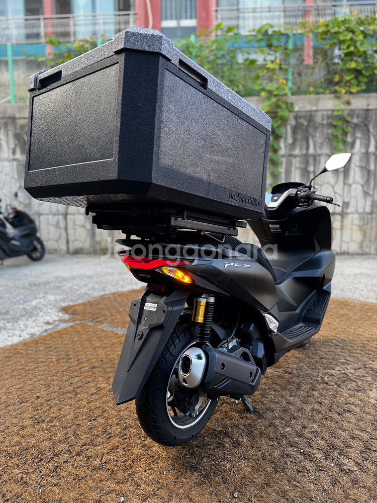 혼다 Pcx125 ABS 25년식 신차급 1천Km 판매--5