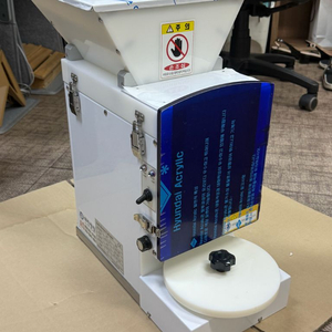 태진정밀 초밥기계 초밥 성형기계