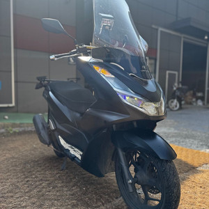 혼다 Pcx125 ABS 23년식 6만Km 판매합니다.