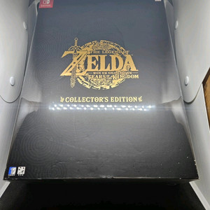 미개봉 젤다의 전설 왕국의 눈물 컬렉터즈 에디션 팝니다