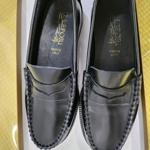 더캐시미어 로퍼