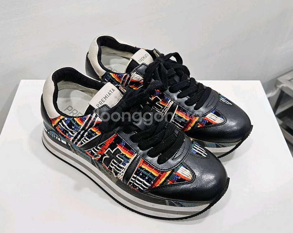 구제명품 인수하실분(발렌시아가, 디올,골든구스 등).--8