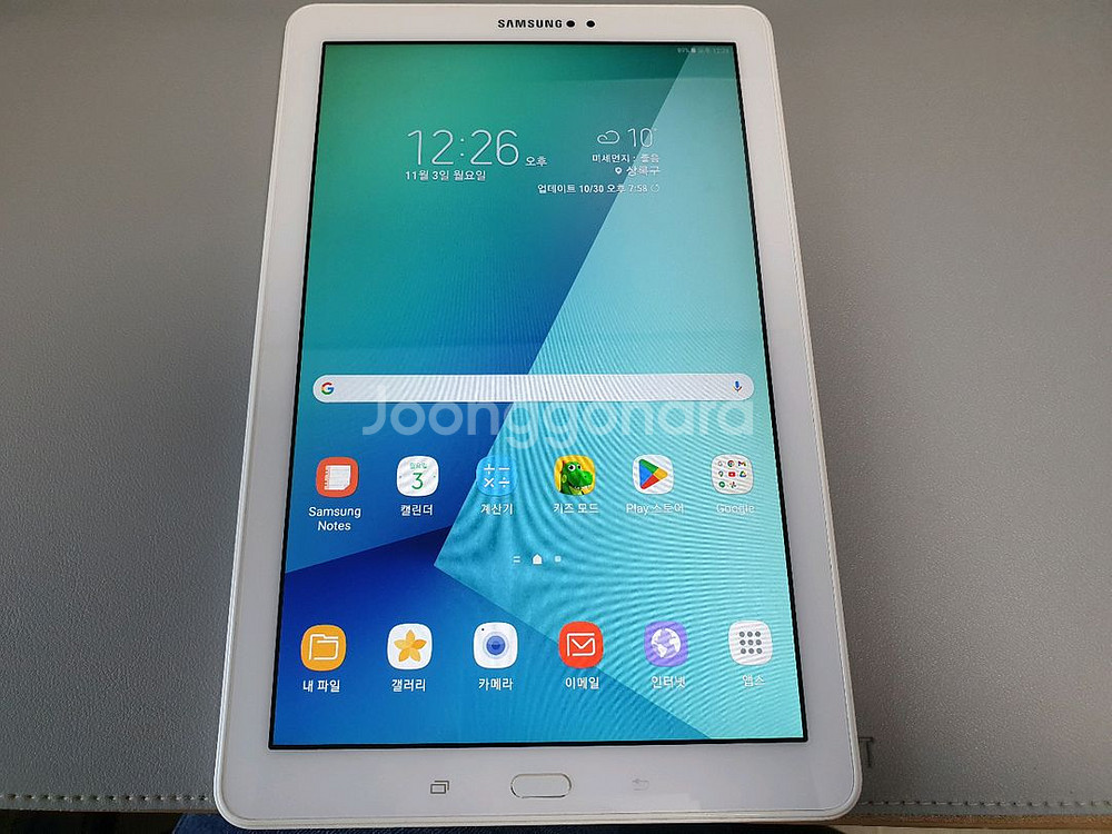 갤럭시 탭A 10.1 2016 with S pen 와이파이 / 32GB / 화이트--0