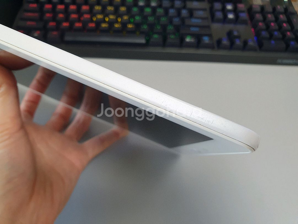 갤럭시 탭A 10.1 2016 with S pen 와이파이 / 32GB / 화이트--8