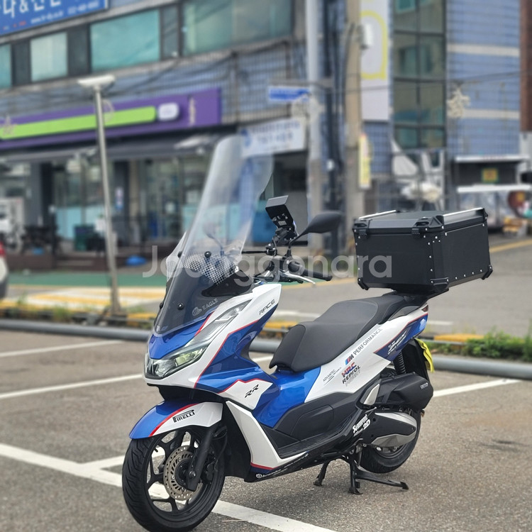 21년식 pcx125 160cc보업 S급차량 판매합니다--1