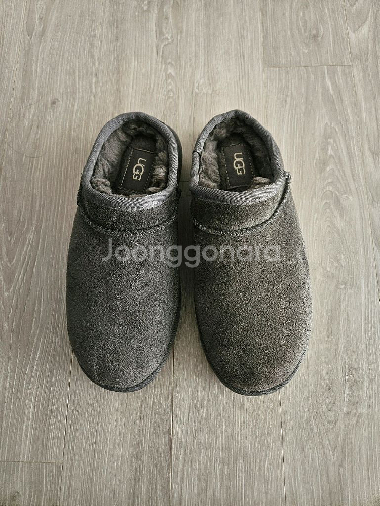 어그 클래식 새상품--1