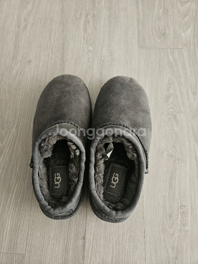 어그 클래식 새상품--2