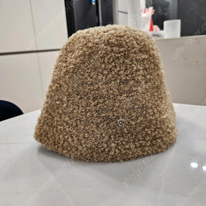 루즈앤로지앙 부클 버킷햇