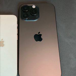 아이폰 16 프로맥스 1TB (미국판 카메라 무음, 유심락)